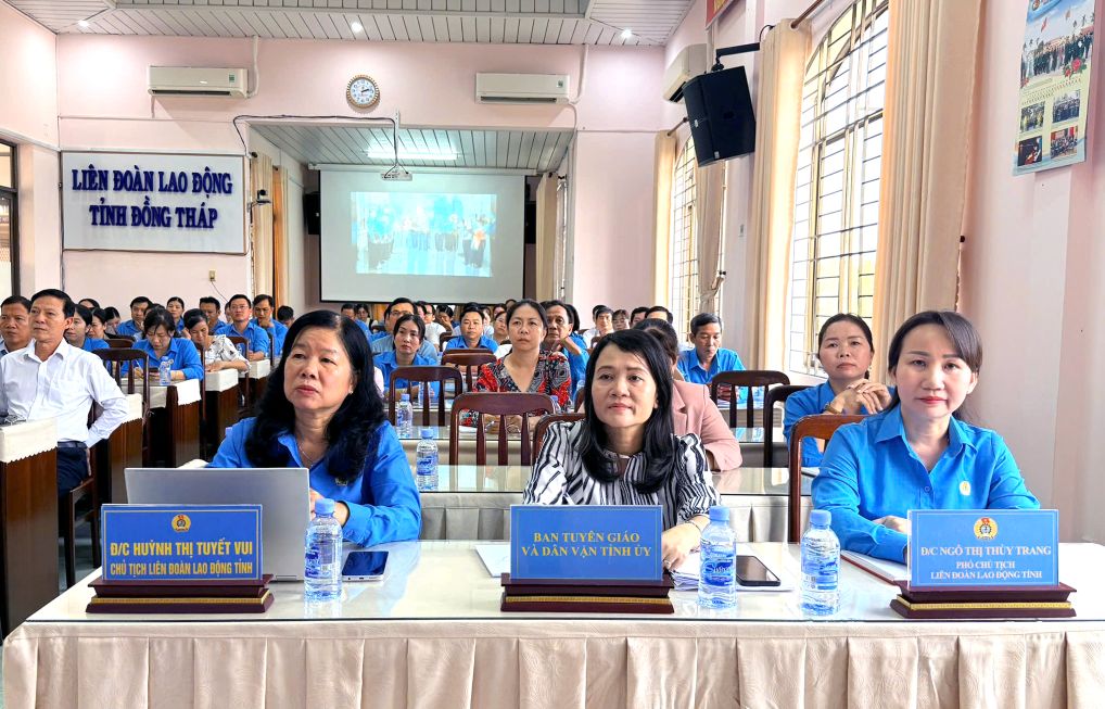 Quang cảnh Hội nghị giao ban tại Hội trường LĐLĐ tỉnh Đồng Tháp, phường Mỹ Tho. Ảnh: Minh Nguyên