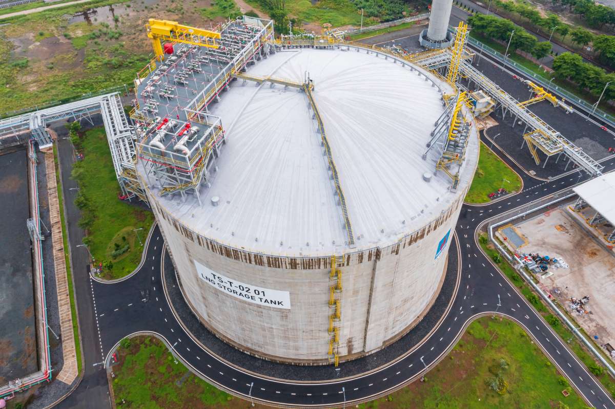 PV GAS increases renewable gas capacity at Thi Vai LNG warehouse, to meet electricity generation needs in the dry season. Photo: PVG