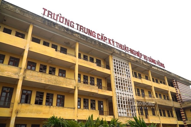 Song Hong Technical - Vocational Secondary School. Photo: Xuyen Dong