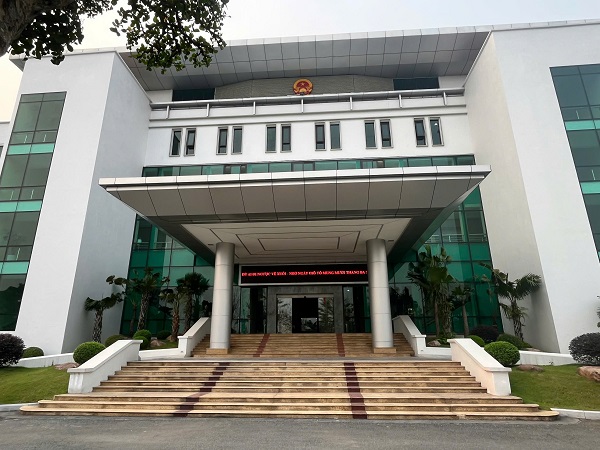 Trụ sở UBND tỉnh Phú Thọ. Ảnh: Tường Vân