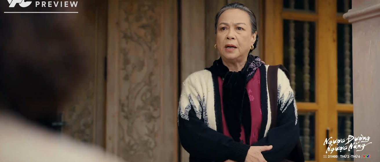 Bà Chính nổi nóng khi con trai và con dâu tìm cớ gây chuyện trong “Ngược đường ngược nắng“. Ảnh: VFC. 