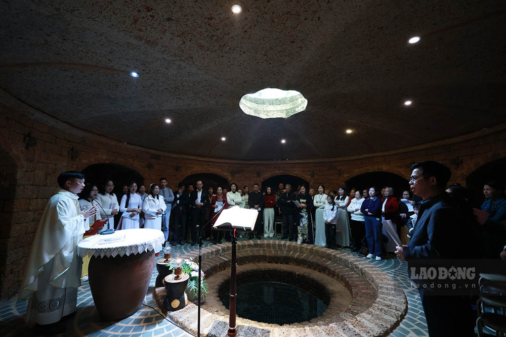 8년간 시행된 2016년 신앙 및 종교법은 많은 진보적이고 긍정적인 결과를 달성했습니다. 사진: 하이 응우옌