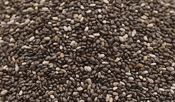 Chia is one of the nuts that supports strong bones, but not just eating a lot is good. Photo: Kieu Vu