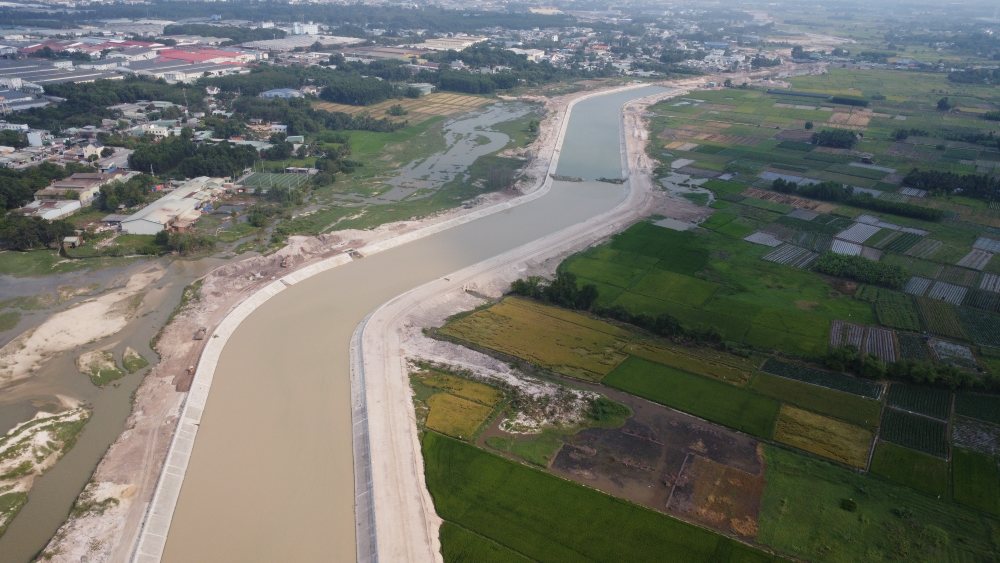 Binh Duong ward is carrying out procedures to enforce land recovery for traffic projects through the area. Photo: Dinh Trong