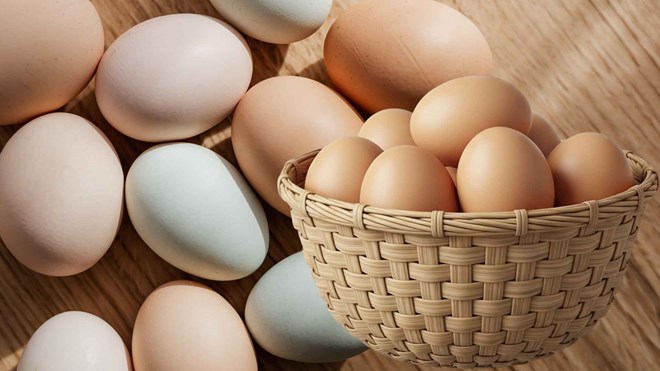 Fried eggs combined with spinach, tomatoes and onions not only make the dish more attractive but also bring many benefits to the nervous system and digestive system. Graphic photo: Huong Son