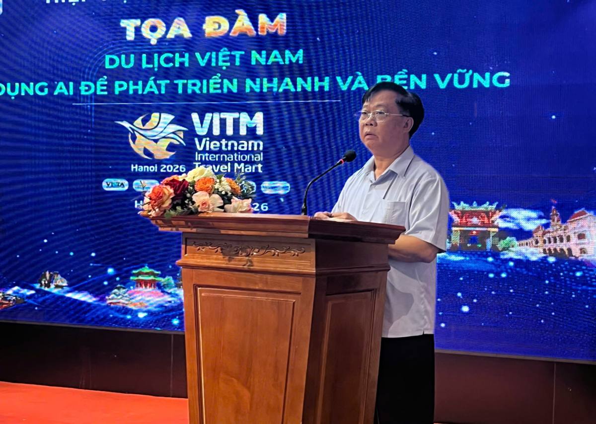 Ông Phạm Văn Thủy - Phó Cục trưởng Cục Du lịch Quốc gia Việt Nam phát biểu tại tọa đàm. Ảnh: Chí Long