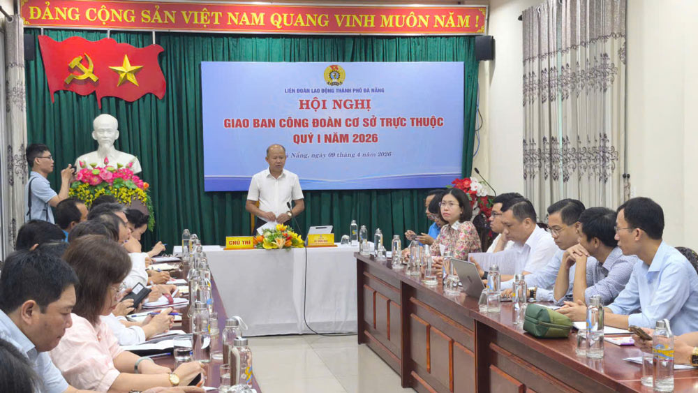 La Federación Laboral de la ciudad de Da Nang organiza una conferencia de trabajo del primer trimestre de 2026 con 31 sindicatos de base afiliados. Foto: Tuong Minh