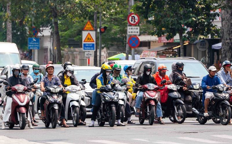 The South has been hot for many days. Photo: Thai Bao