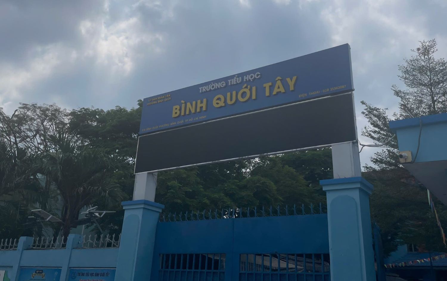 Many students at a primary school in HCMC have symptoms of digestive disorders. Photo: Minh Tam