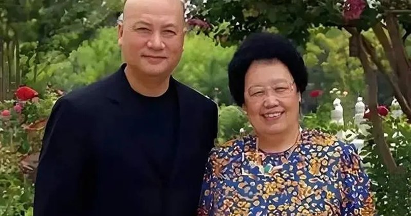 Tang Tang" Trí Trọng Thủy được chia tiền để ổn định cuộc sống