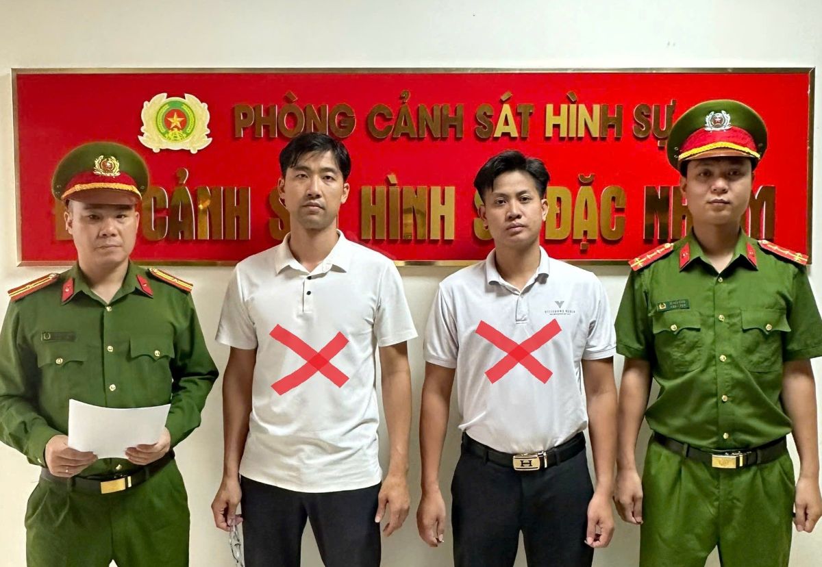 Admin of large fanpages in Hai Phong arrested by police. Photo: Hai Phong City Police