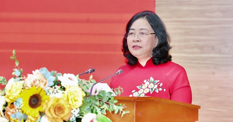 Bà Bùi Thị Minh Hoài gửi thư chúc mừng đồng bào Khmer
