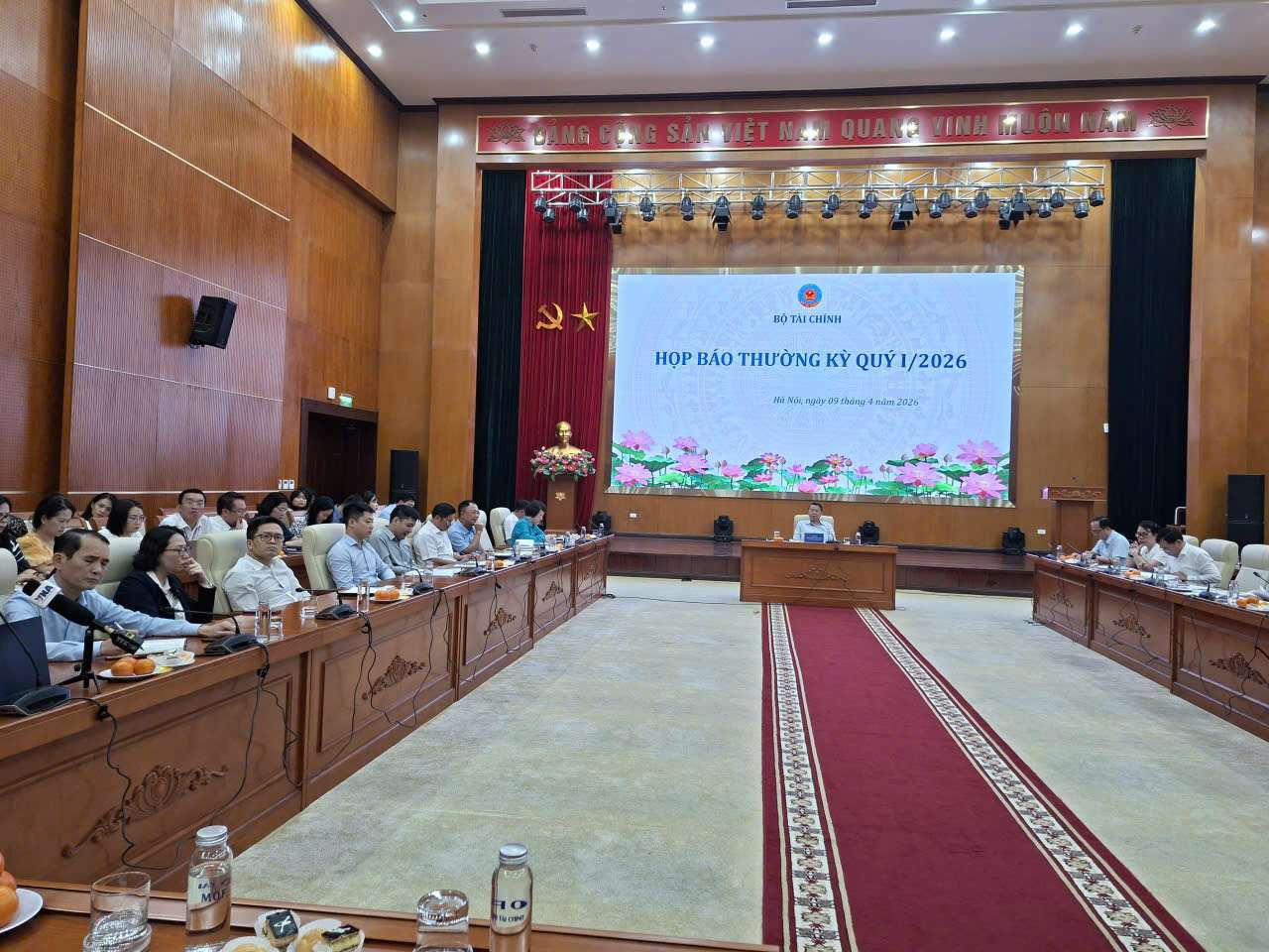 Họp báo thường kỳ quý I/2026 của Bộ Tài chính. Ảnh: Lục Giang