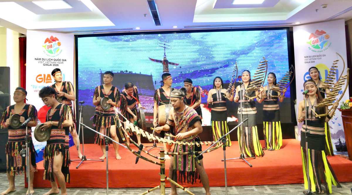 Chương trình nghệ thuật đặc sắc tại sự kiện. Ảnh: Yến Nhi