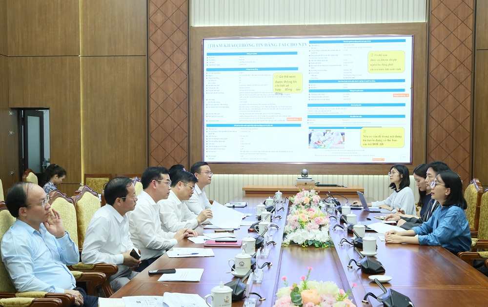 UBND tỉnh Hưng Yên làm việc với JICA về nâng cao chất lượng nguồn lao động. Ảnh: Tất Đạt