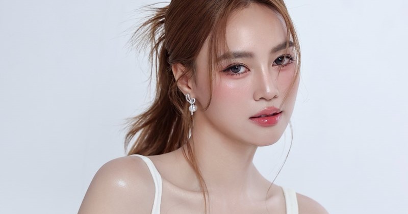 Ninh Dương Lan Ngọc và thời trang mùa hè trẻ trung, gợi cảm
