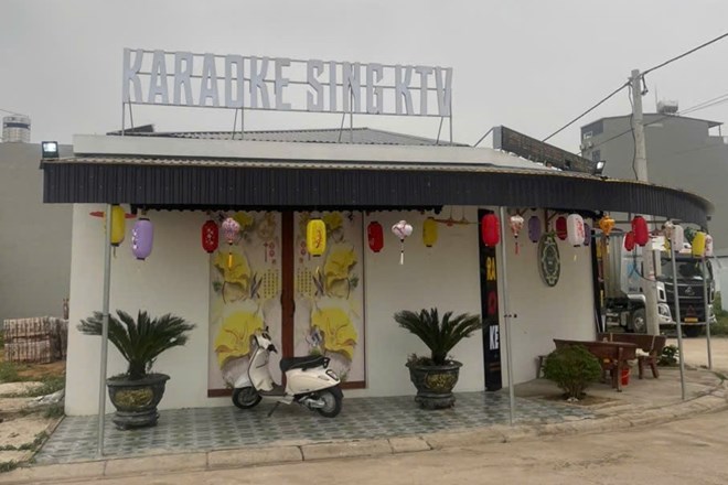 Nguyên do cô gái trẻ bị giữ và đánh đập tại quán karaoke ở Phú Thọ