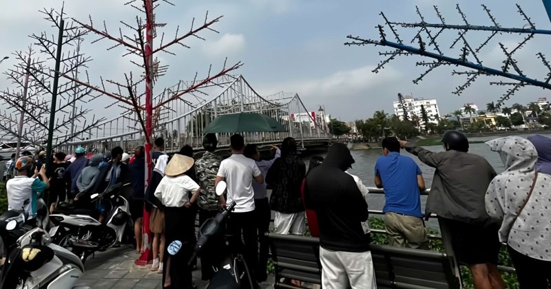 Phát hiện thi thể nam thanh niên nghi nhảy cầu ở Hải Phòng