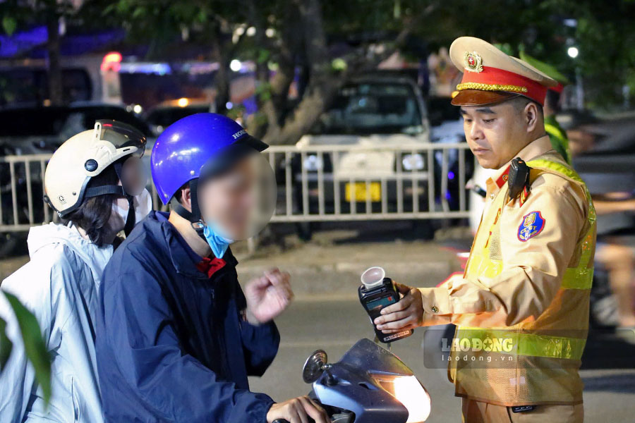 Toàn bộ các trường hợp vi phạm là người điều khiển xe máy. 