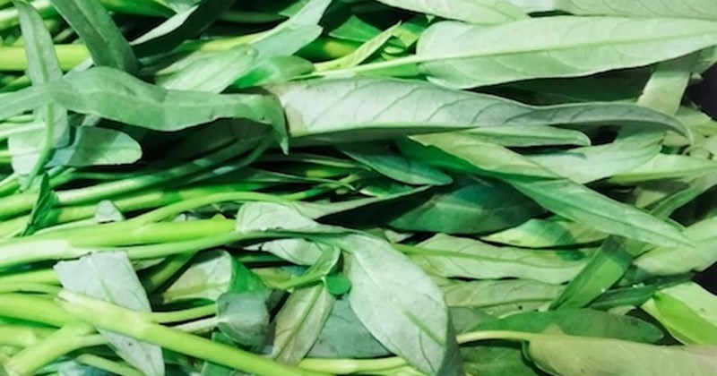 Rau muống: Lý do chị em nội trợ nên thêm vào bữa ăn để mát gan