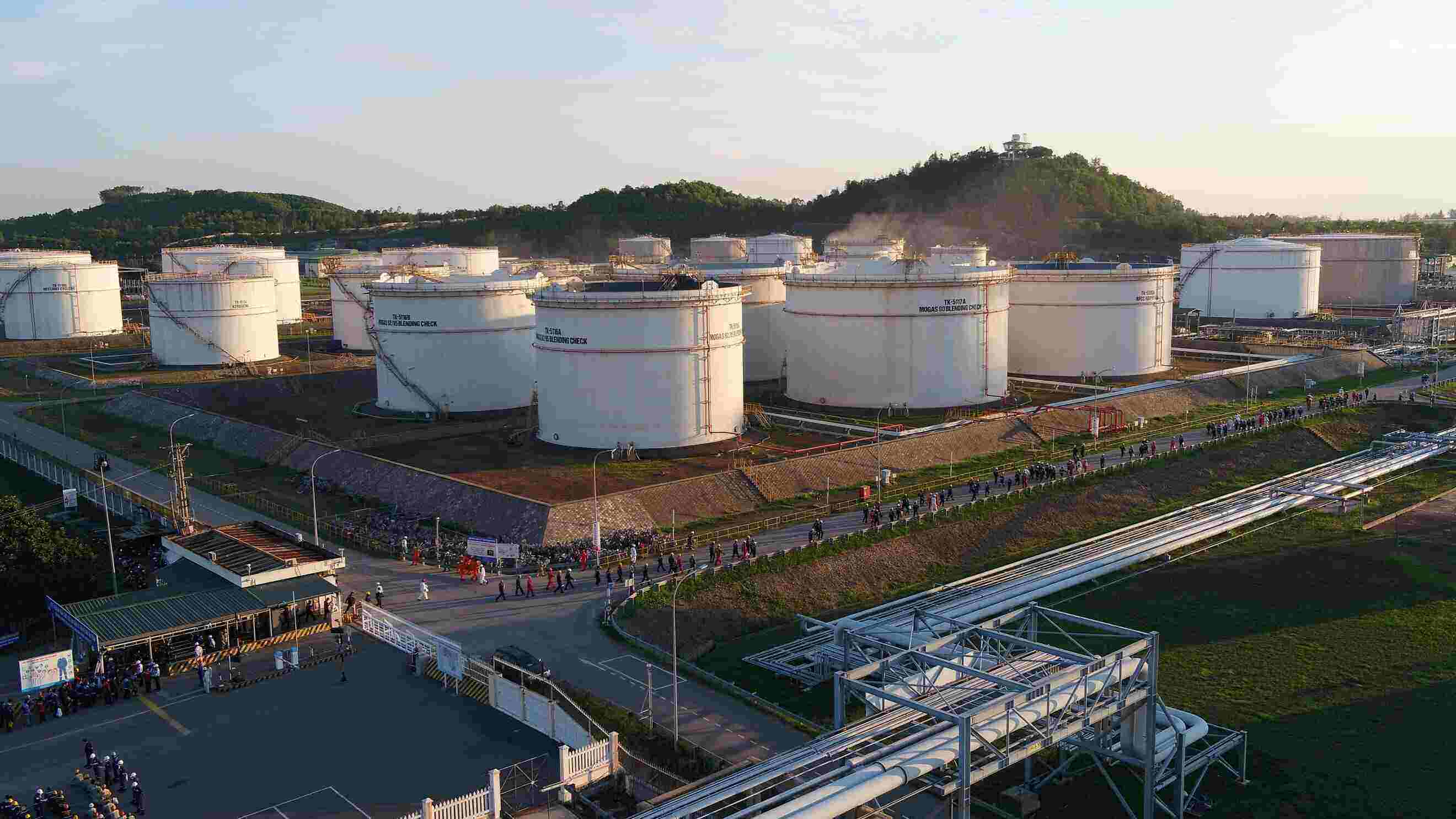 Vietnam National Oil and Gas Group maintains stable operation of Dung Quat Oil Refinery at high capacity. Photo: Thanh Linh