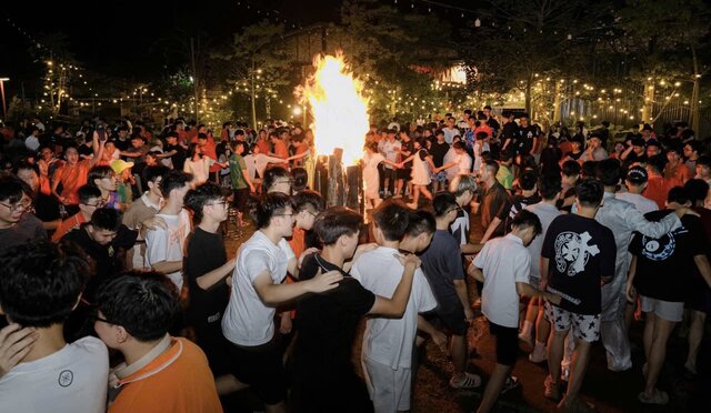 Tourists playing at Ban Muong Xanh Tourist Area. Photo: Muong Xanh provided