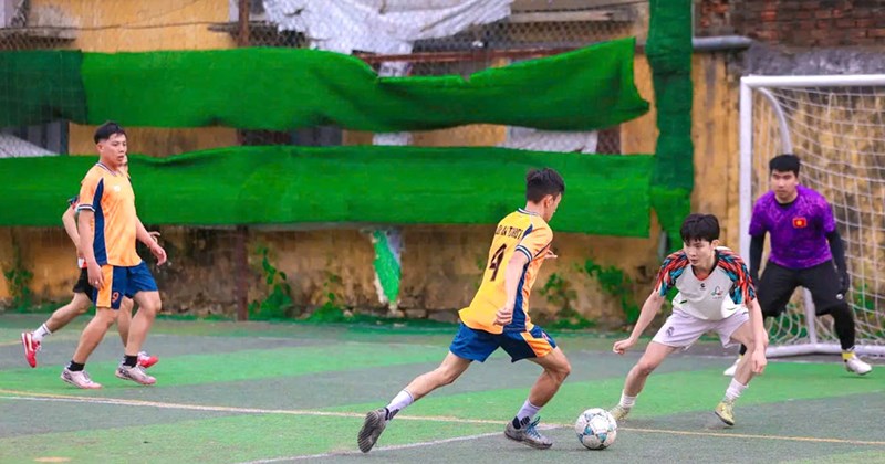 Hội An và Hội An Tây tổ chức giải bóng đá mini nam