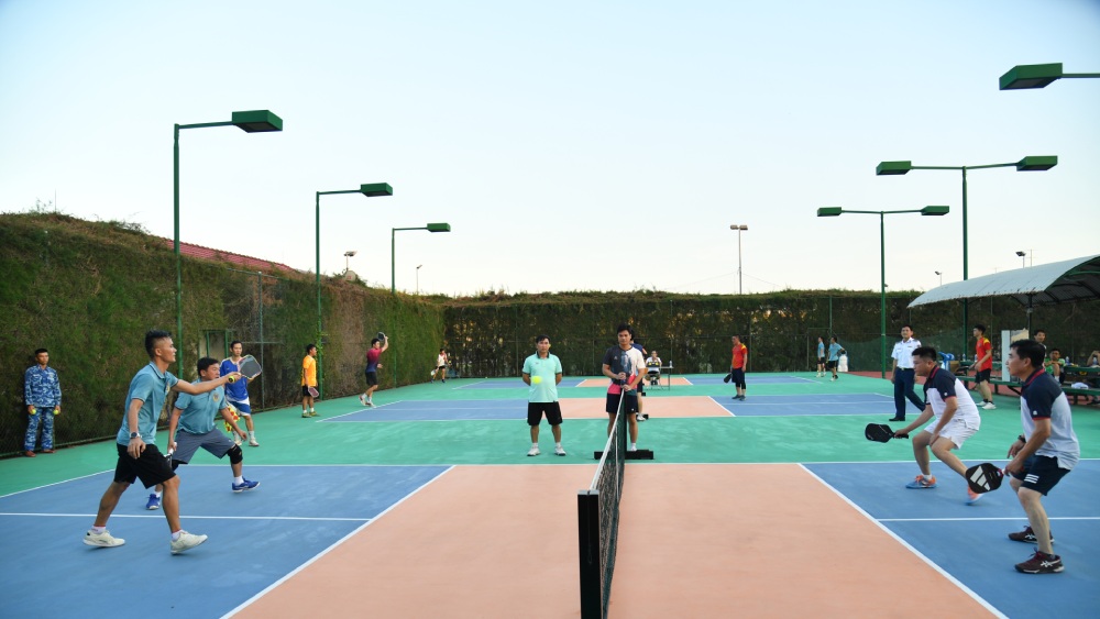 Sôi nổi giải thi đấu Pickleball. Ảnh: Quang Vinh