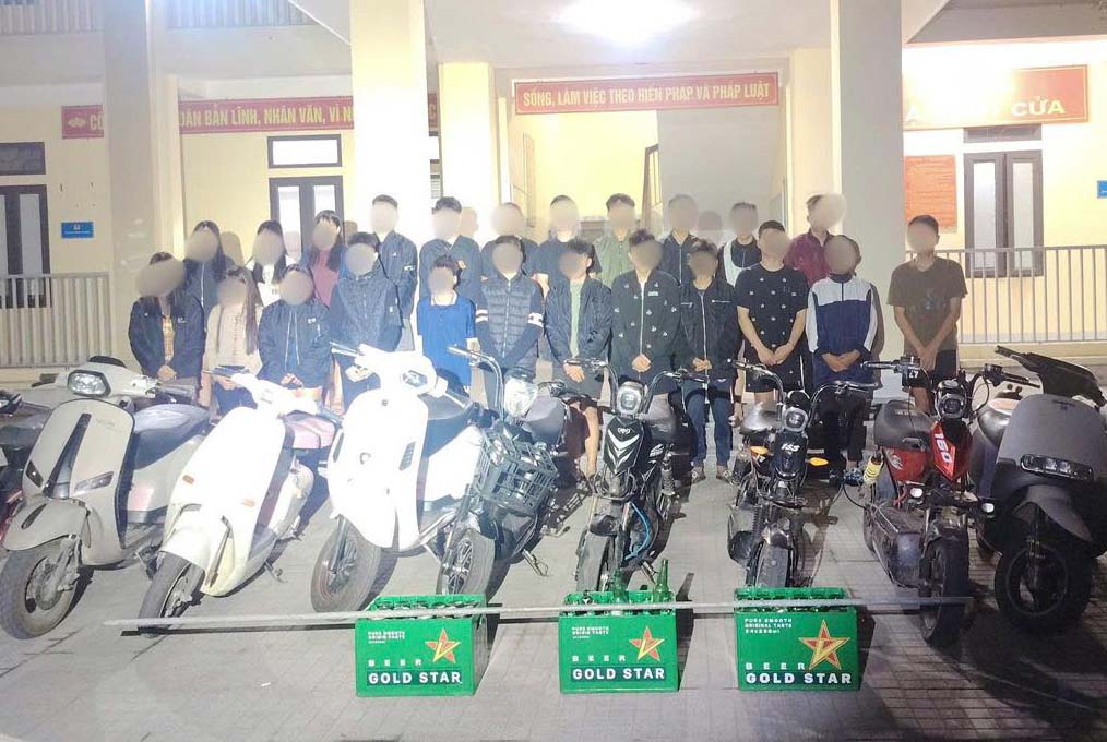 タインセン区警察は、治安と秩序に影響を与える若者グループの集会をタイムリーに阻止しました。写真:ハティン警察