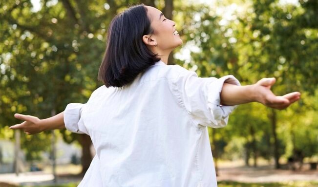Entering the age of 30, many women realize that their bodies are "puberty" again. Photo: Thuy Duong