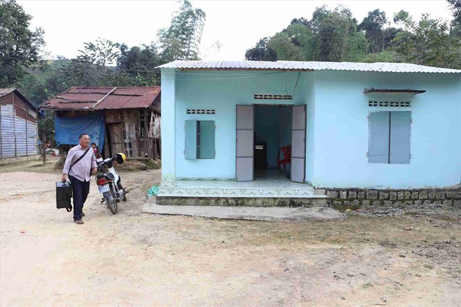 Khanh Hoa supports housing for families of specialized subjects. Photo: Huu Long