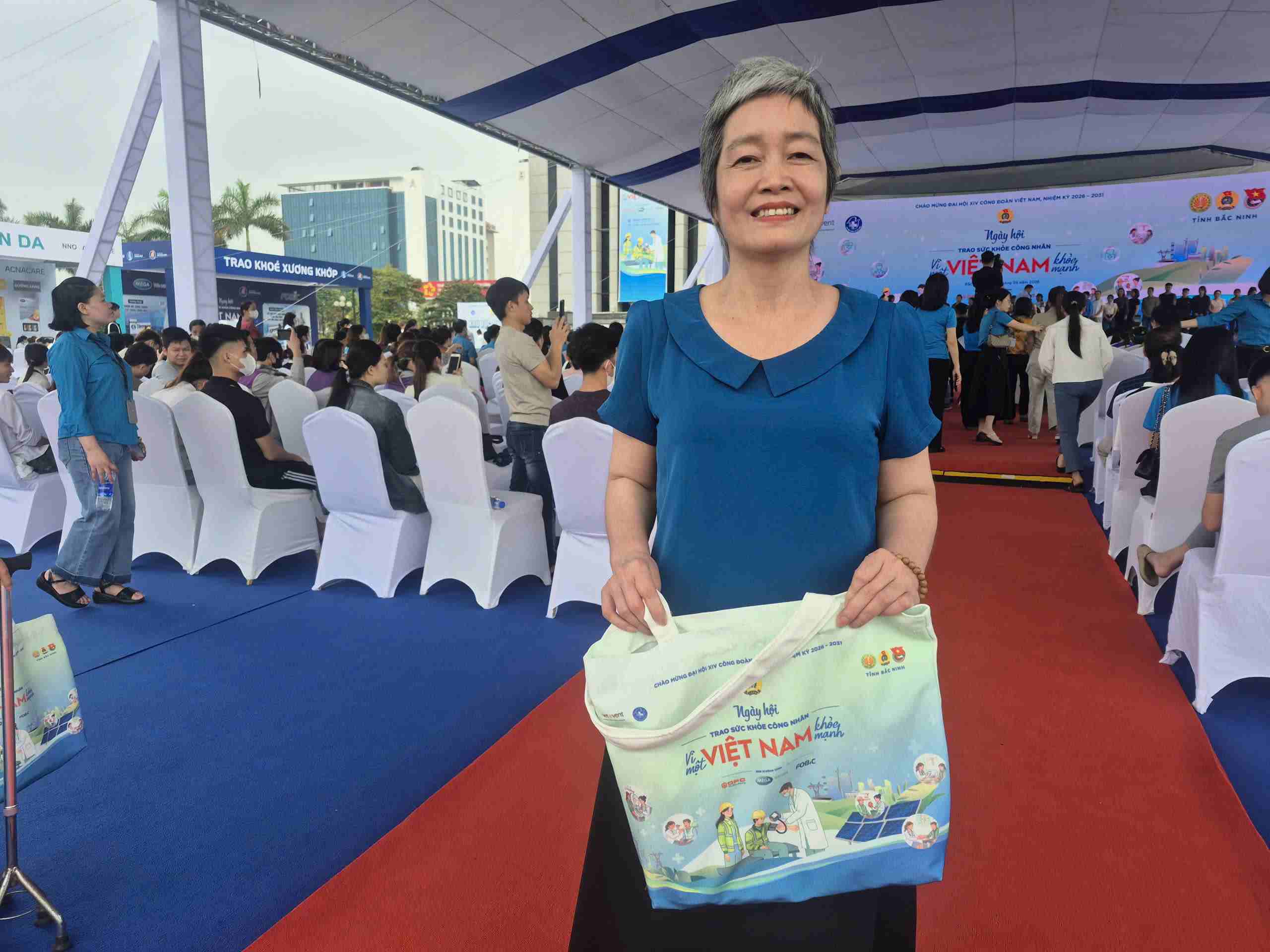 Bà Cao Thị Phương, giảng viên 