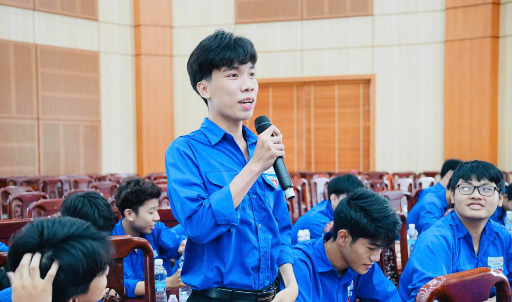 Công đoàn, Đoàn Thanh niên xã Nam Phước kêu gọi phát huy tinh thần tiết kiệm, sẻ chia, trách nhiệm của đoàn viên, thanh niên. Ảnh: Công đoàn Nam Phước