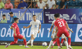 Hanoi Police meet Nam Dinh in round 22 of V.League. Photo: NĐFC