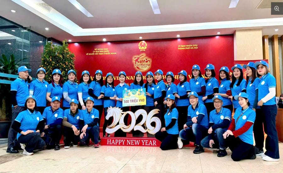 Đoàn Kiều bào châu Âu khởi hành chương trình thiện nguyện “Xuân Chiến Khu 2026” (Tuyên Quang). Ảnh: Đức Sơn