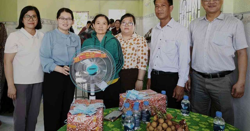 Khánh Hòa: Trao 2 nhà Đại đoàn kết cho hộ gia đình khó khăn