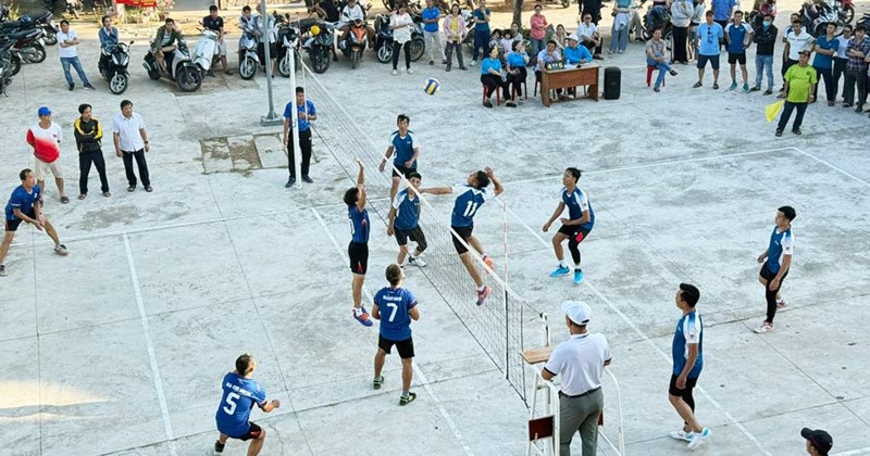 Nhơn Bắc: Công đoàn tạo không khí thi đua từ sân chơi thể thao