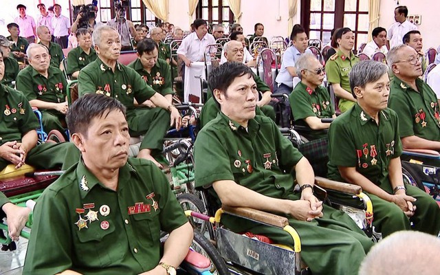 Bộ Nội vụ đề xuất mức hưởng trợ cấp ưu đãi hằng tháng đối với thương binh, người hưởng chính sách như thương binh. Ảnh: VGP