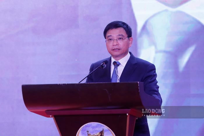 Member of the Party Central Committee, Deputy Prime Minister Nguyen Van Thang speaks at the Investment Promotion Conference of Dien Bien province. Photo: Quang Dat
