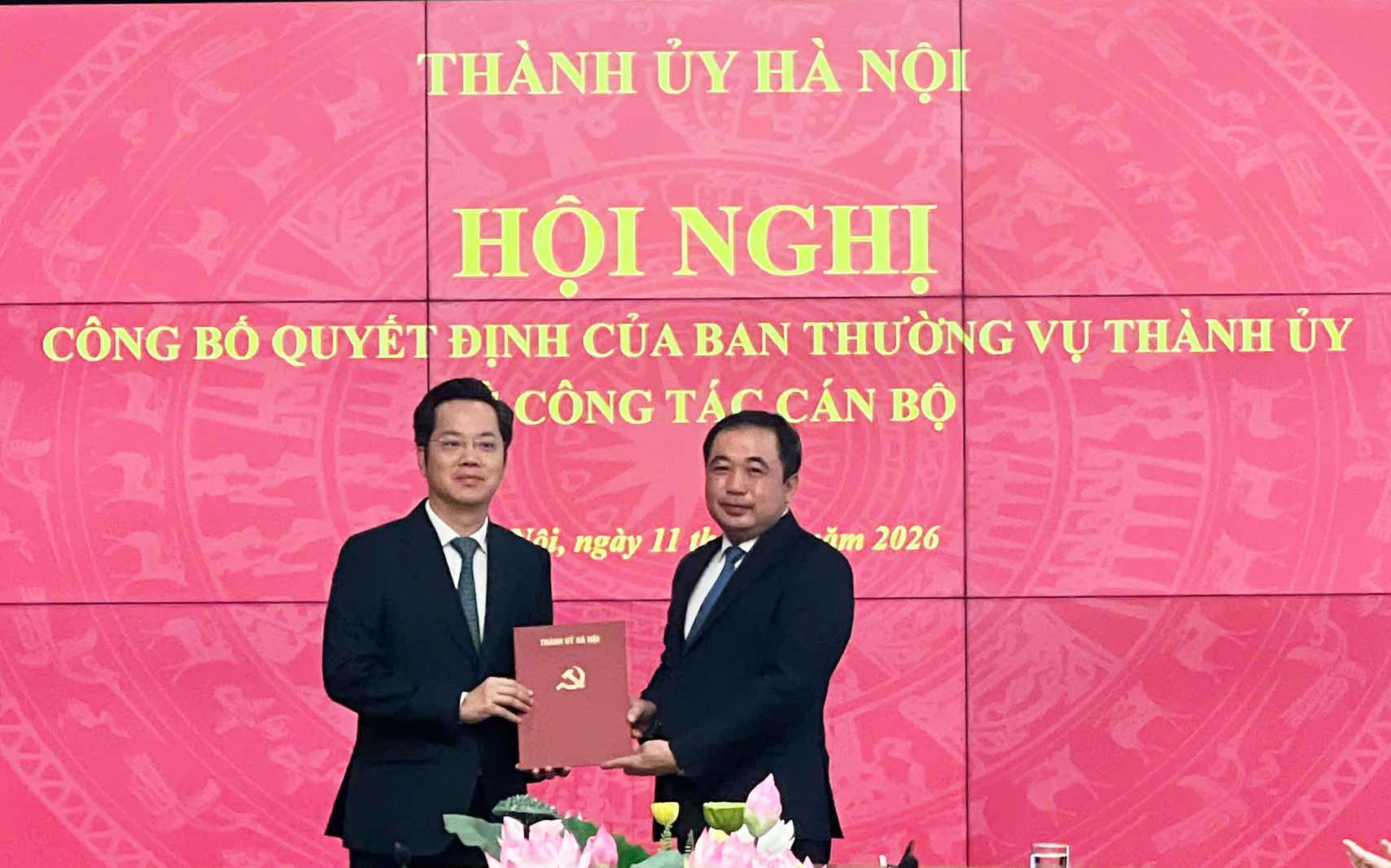 Hanoi City Party Committee announces decisions on personnel work. Photo: Hoai Anh