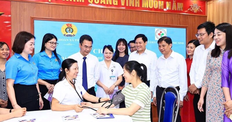 Công đoàn xã Phú Ninh khám sức khỏe miễn phí cho gần 700 đoàn viên