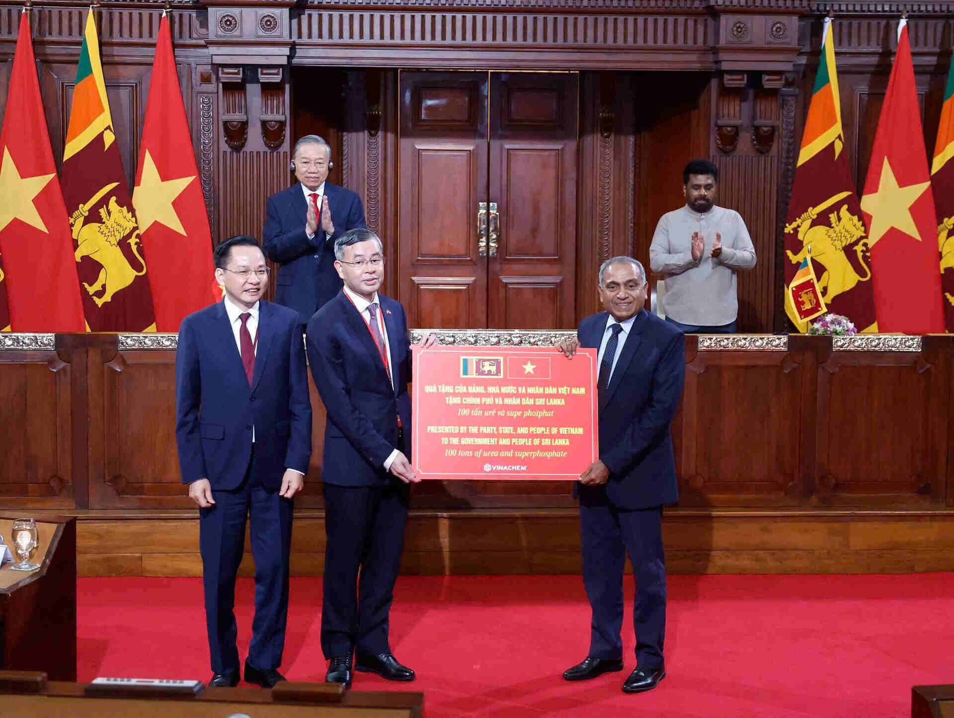 Vinachem has promoted trade promotion, expanded its network of partners and green technology. Photo: Vinachem.