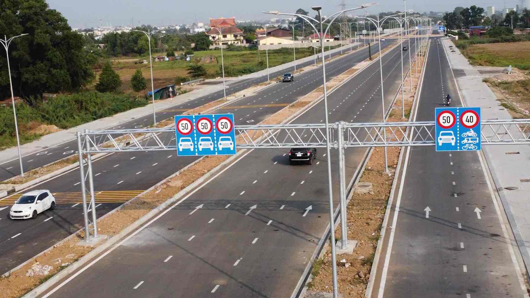 Không gian thành phố Đồng Nai được mở rộng, nhiều tuyến đường giao thông trọng điểm được xây dựng. Ảnh: HAC