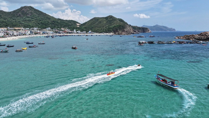 Vẻ đẹp miền biển. Ảnh: Trí Tín 