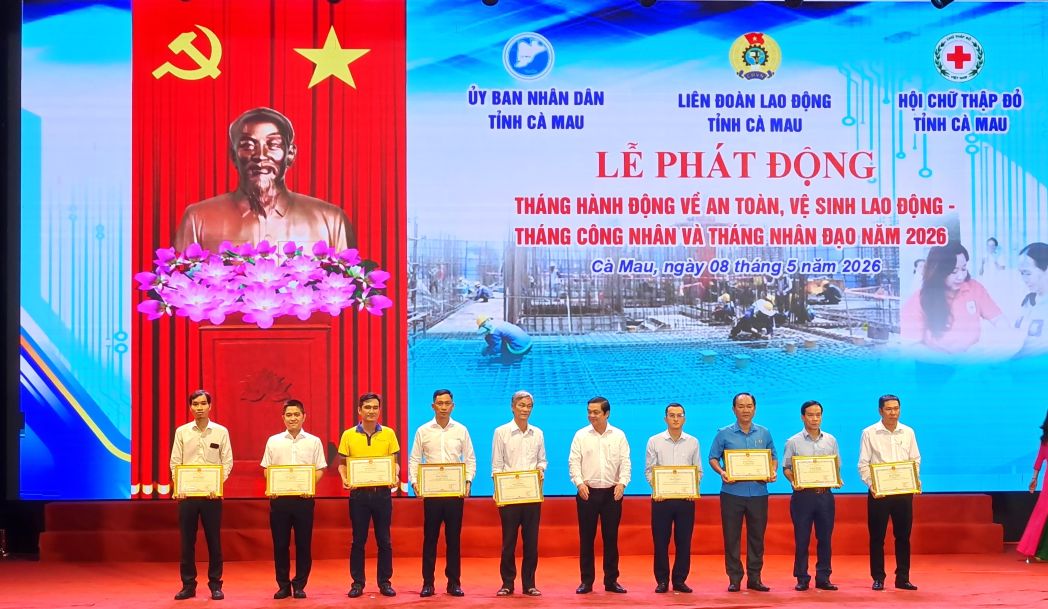 Ca Mau Fatherland Front proposed to jointly respond and participate in the Humanitarian Month. Photo: Nhat Ho.