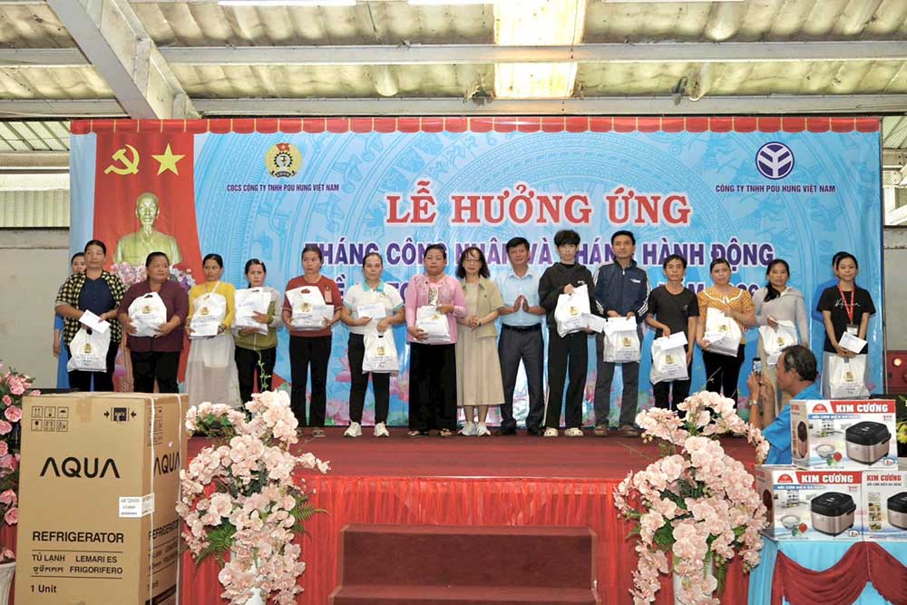 The grassroots trade union of Pou Hung Vietnam Co., Ltd. organizes many activities to care for more than 10,000 union members and workers during Workers' Month 2026. Photo: Anh Can