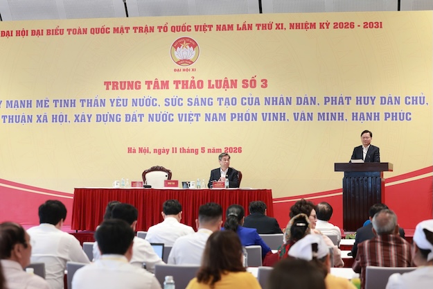 At Workshop Center No. 3, delegates focused on discussing and giving opinions on the content of strongly arousing patriotism, the creativity of the People, promoting democracy, social consensus, and building a prosperous, civilized, and happy Vietnam. Photo: Hai Nguyen