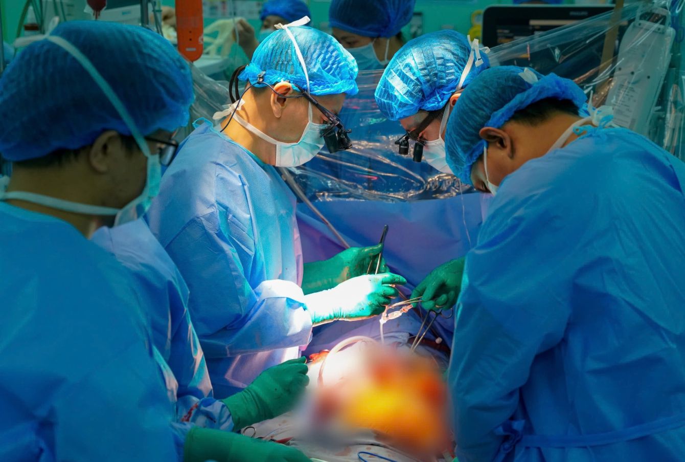 Heart transplant surgery for a patient. Photo: Hospital provided