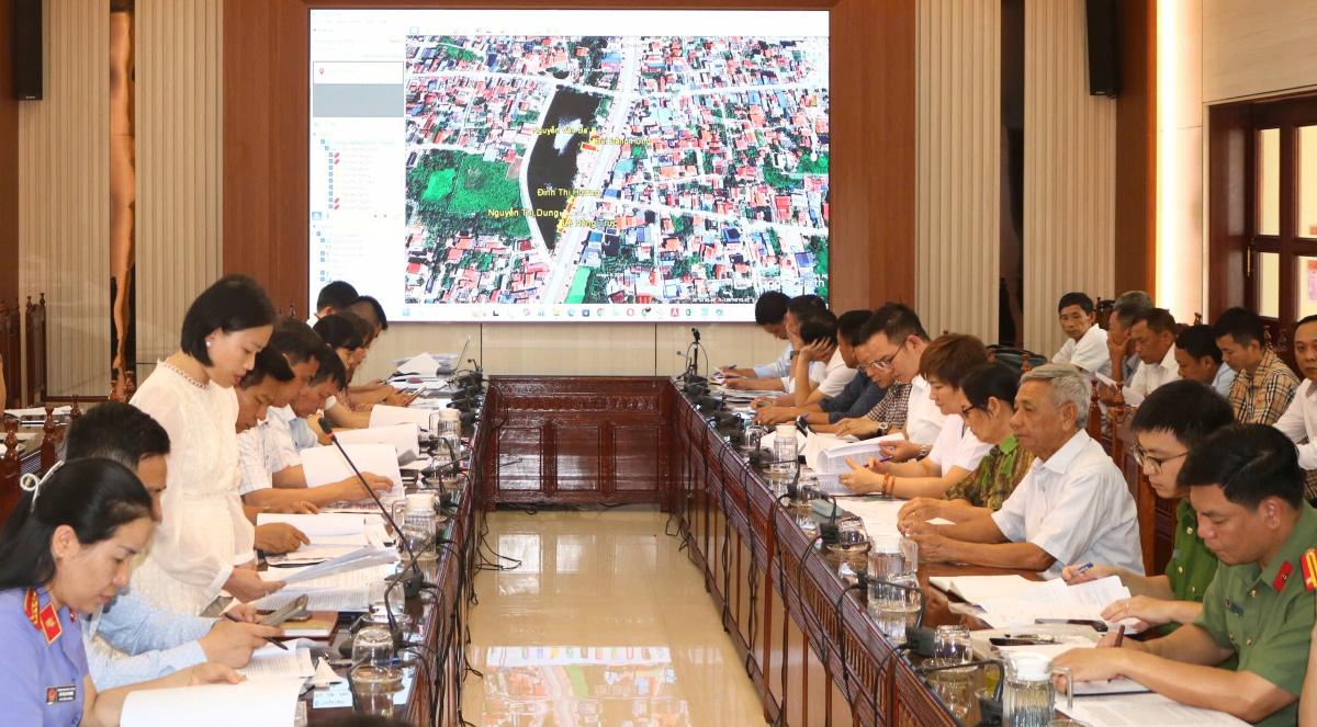 Thuy Nguyen ward deploys a plan to enforce the Project to renovate and upgrade the Mang Nuoc road from the foot of Binh bridge connecting road 359. Photo: Minh Khue