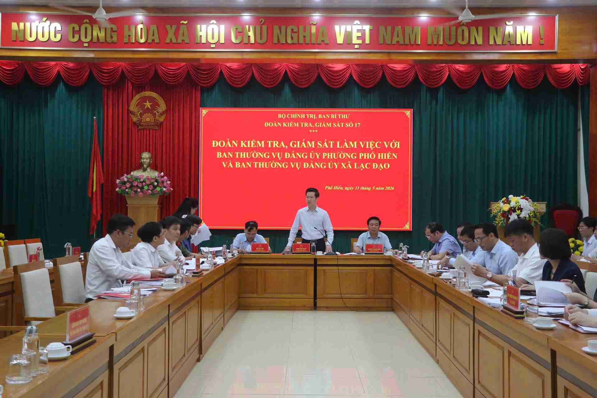 Đoàn Kiểm tra, giám sát của Bộ Chính trị, Ban Bí thư làm việc với Đảng ủy phường Phố Hiến. Ảnh: Phường Phố Hiến  